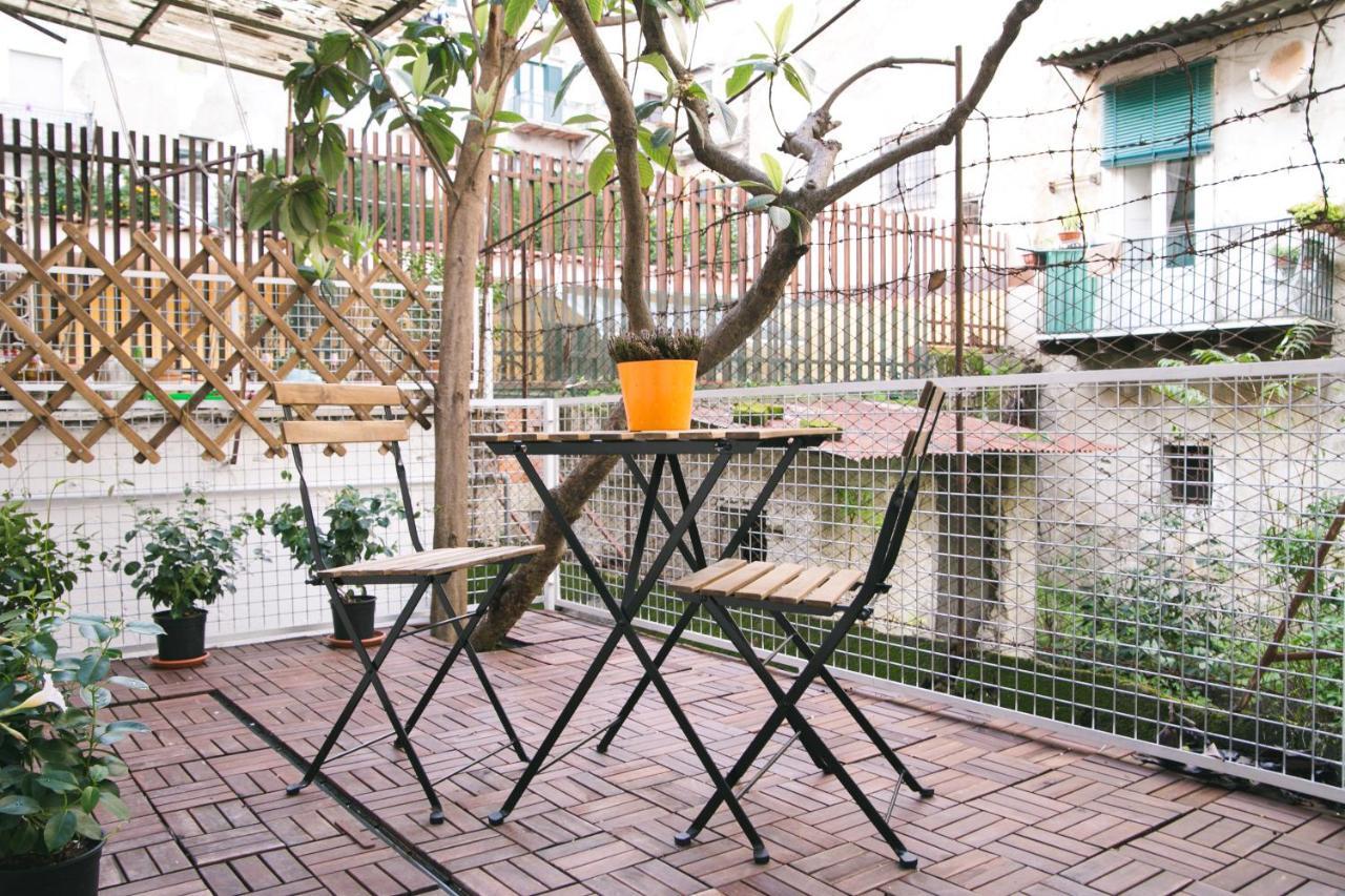 La Casa Del Nespolo, 2 Terrazzi E 2 Bagni In Centro Apartment เนเปิลส์ ภายนอก รูปภาพ